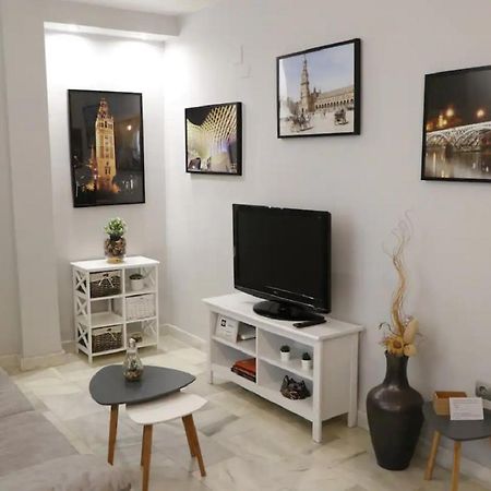 Apartamento Cristo De Burgos - Kainga Homes Севилья Экстерьер фото